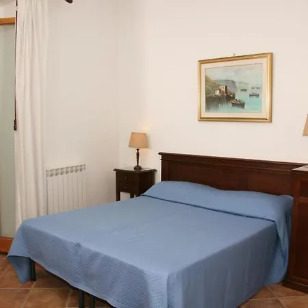Vendégház Gaudi 3*